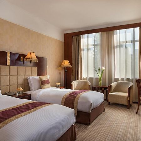 Grand Mercure Xian On Renmin Square Kültér fotó