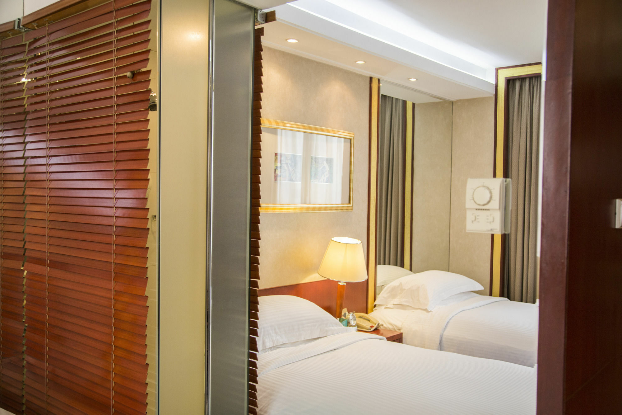 Grand Mercure Xian On Renmin Square Kültér fotó